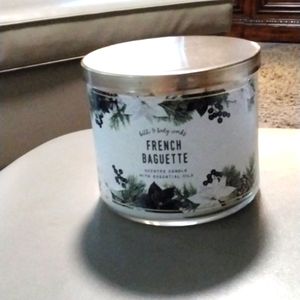 3 Wick candle French Baguette